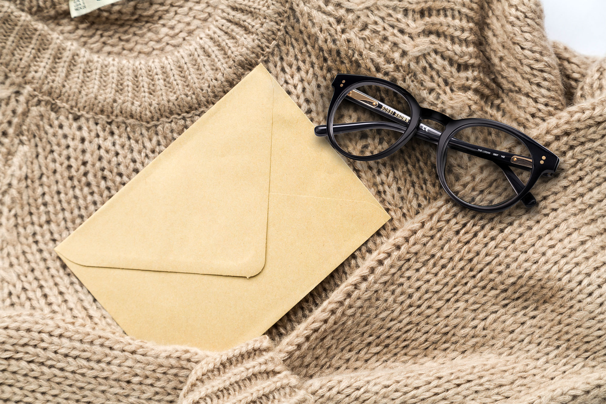 Bobbi Brown The Logan